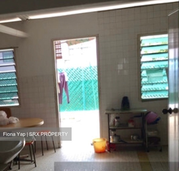 Sembawang Hills Estate (D20), Terrace #244058131